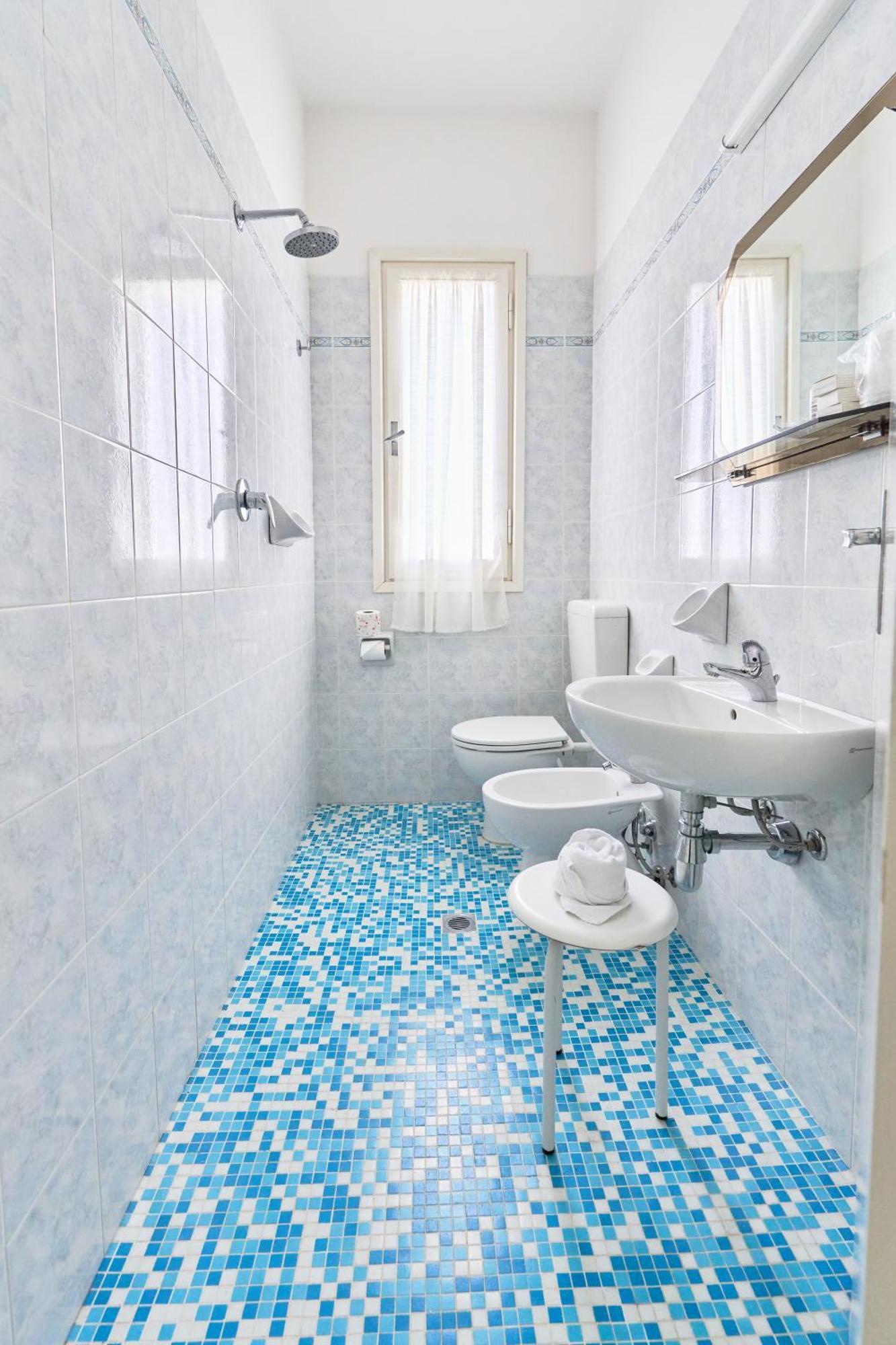 Hotel Bruna B&B ミラノ・マリッティマ エクステリア 写真