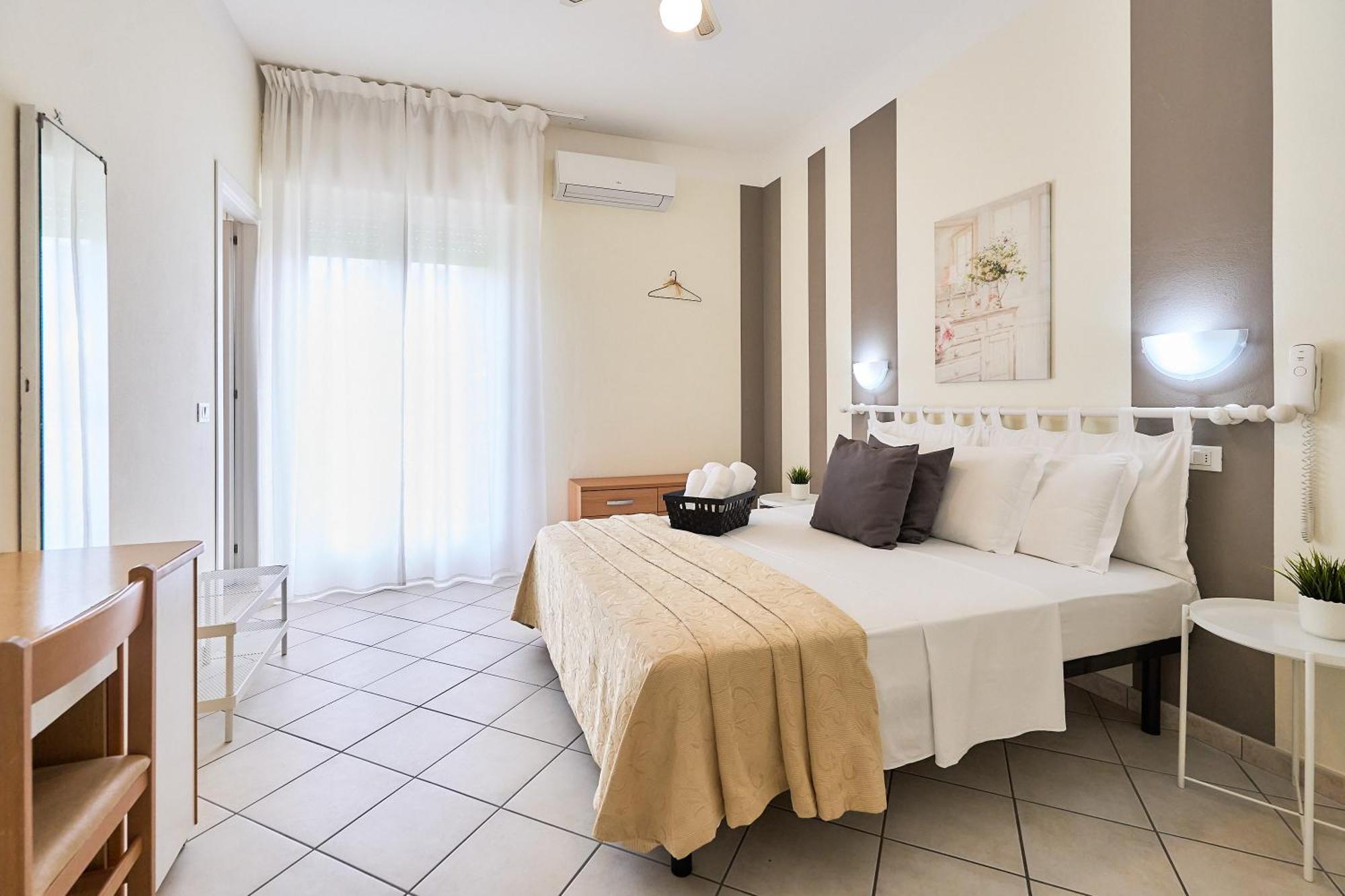 Hotel Bruna B&B ミラノ・マリッティマ エクステリア 写真