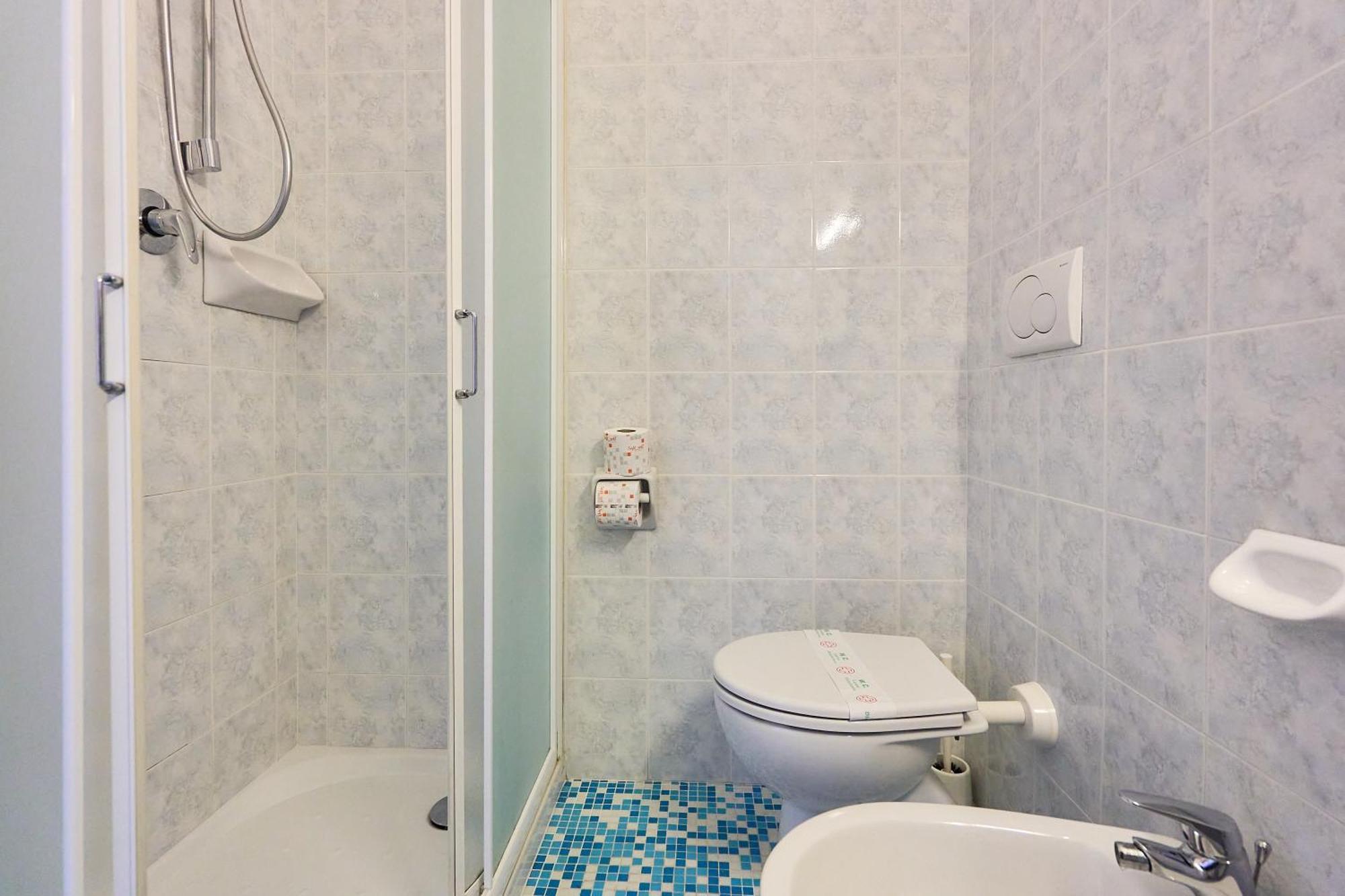 Hotel Bruna B&B ミラノ・マリッティマ エクステリア 写真