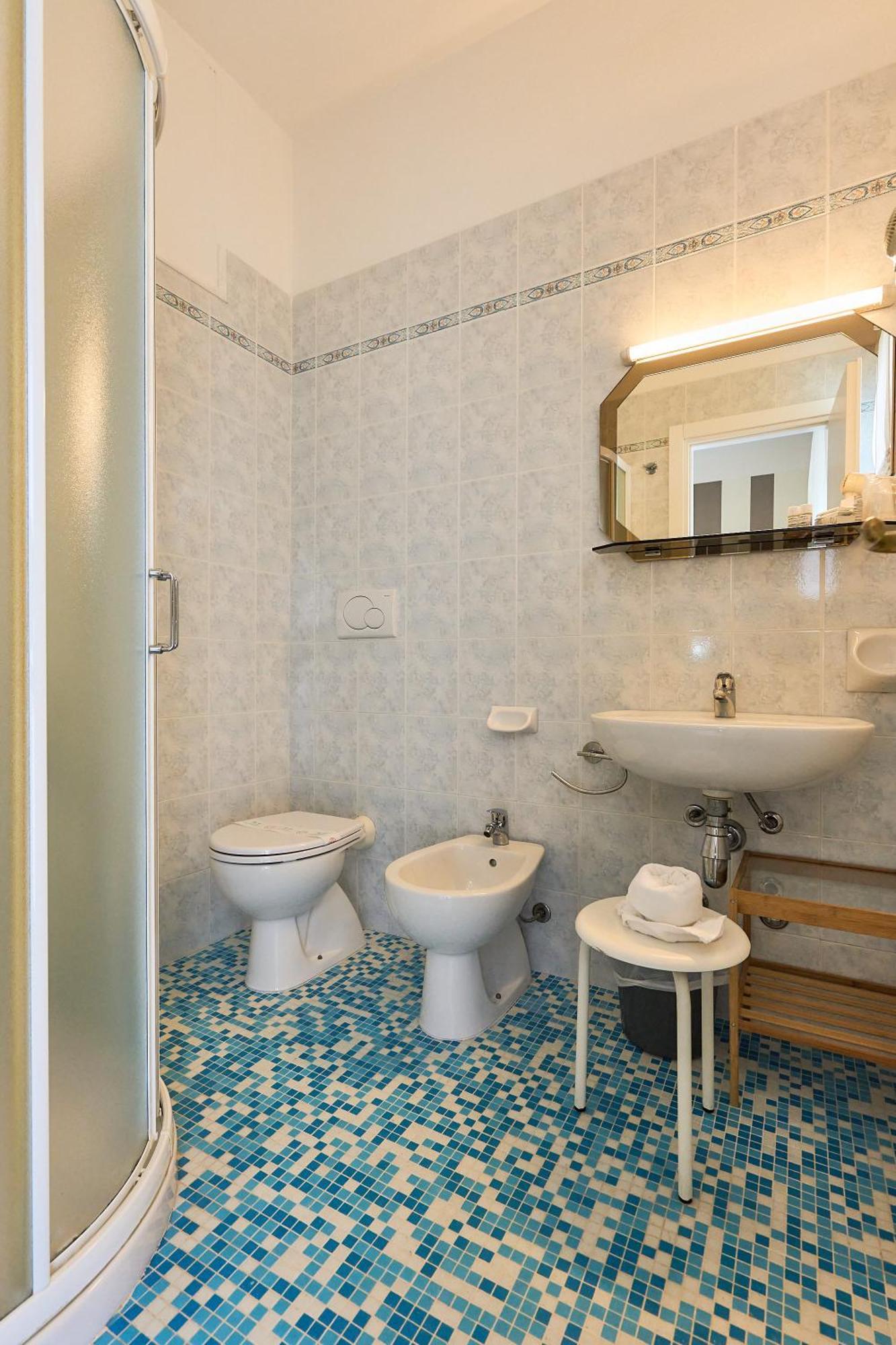 Hotel Bruna B&B ミラノ・マリッティマ エクステリア 写真