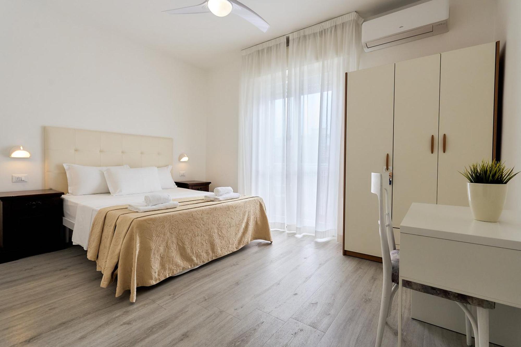 Hotel Bruna B&B ミラノ・マリッティマ エクステリア 写真